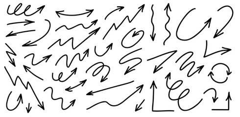 Collection of hand drawn arrows doodle
