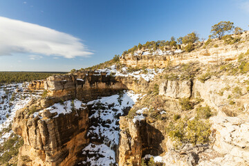 Fototapeta premium Views from the South Rim into the snowy Grand Canyon National Park, Arizona