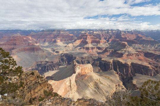 Views from the South Rim into the Grand Canyon National Park, Arizona, USA