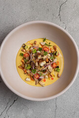 Ceviche de verduras, vegano a base de plantas
