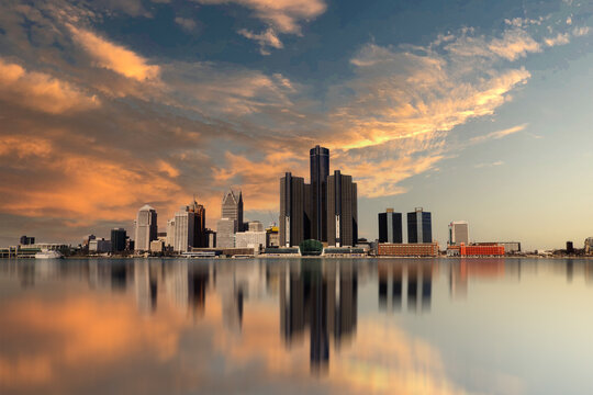 the city of Detroit skyline