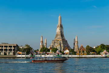 Wat Arun Ratchawararam is a Buddhist temple in Bangkok Yai district of  Bangkok, Thailand.