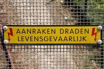 Sign at a viaduct in dutch 