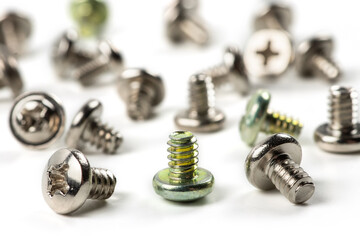 There are many metal self-tapping screws made of steel, self-tapping screw for metal