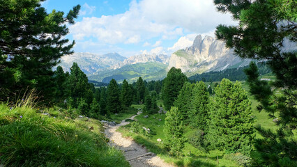 Seisser Alm in den Dolomiten Italien