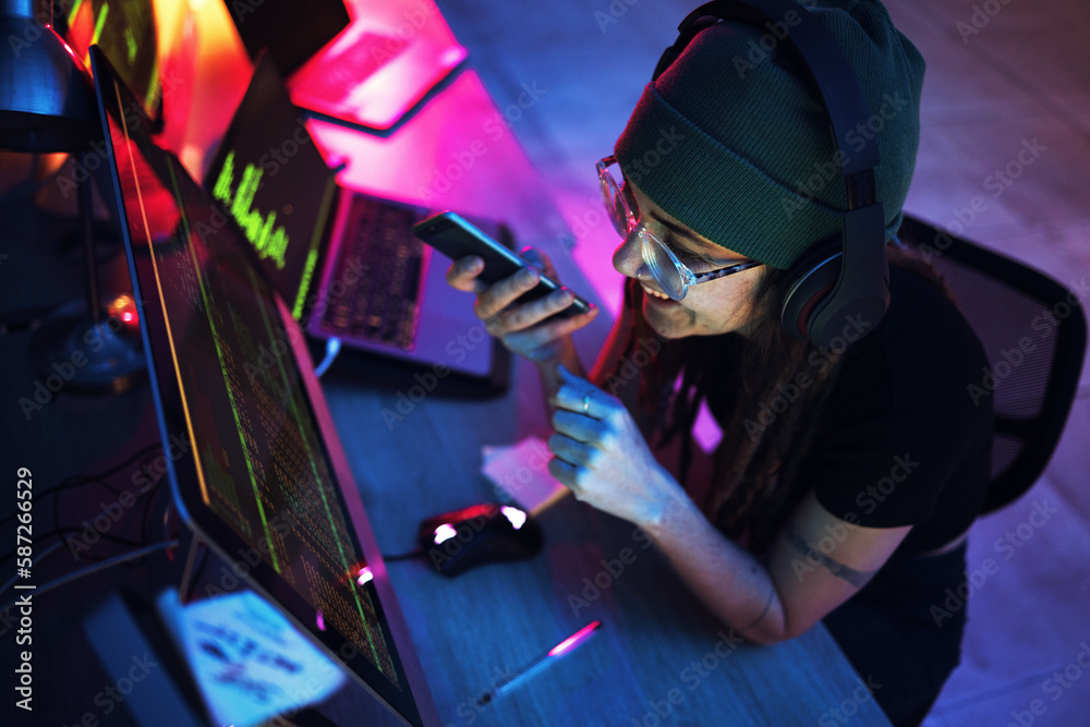 Aufkleber Night, phone call or girl hacker by computer smiling in conversations for hacking, phishing or cybersecurity. Voice note, happy woman or code for coding, digital transformation or networking online