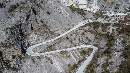 View of Carrara marble quarries - 587274321