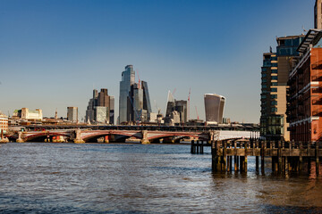 Obraz premium City of London with the River Thames in the foreground