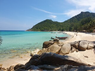 Fototapeta na wymiar beautiful beach on koh phangan in thailand