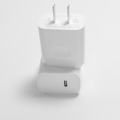 USB-C wall adapter 