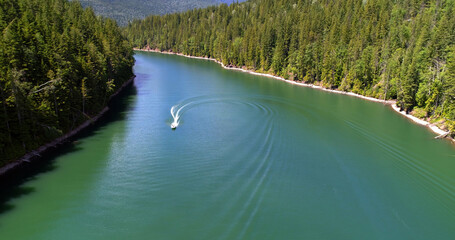 Obraz premium High angle view of lake