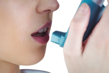 Close up on asthmatic person 