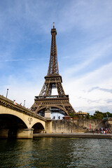 Fototapeta na wymiar Eiffel tower in Paris, France.