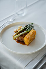 salmon with asparagus