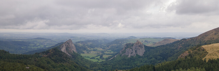 Fototapeta na wymiar Paysage Auvergne Massif central France