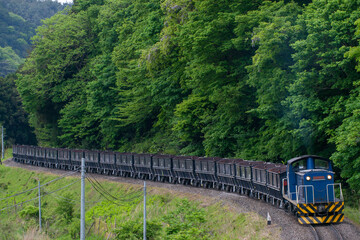 空荷の貨物列車
