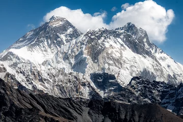 Papier Peint photo Lhotse Mount Everest (8850m), Nuptse (7861m) and Lhotse (8516m) all together in one frame. Incredible view from Renjo-la pass