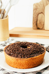 Delicious Carrot Cake with Chocolate Frosting and Brigadeiro Sprinkles