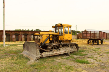 Obraz na płótnie Canvas tractor in a field