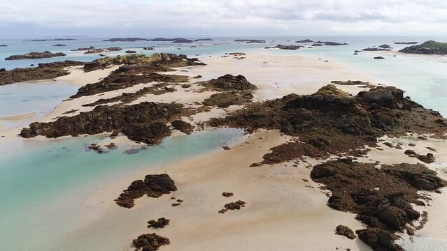 Les &icirc;les Chausey, au large de Granville.