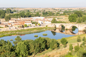 Fototapeta na wymiar old Roman bridge over Agueda river at Ciudad Rodrigo, province of Salamanca, Castile and Leon, Spain
