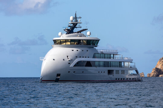 Yacht Olivia O, Ulstein Verft AS - Saint-Barth, 24 mars 2023.	