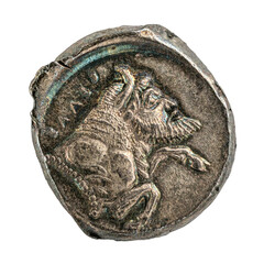 antike griechische Münze: Minotaurus auf einer attischen Tetradrachme aus Gela - obrazy, fototapety, plakaty