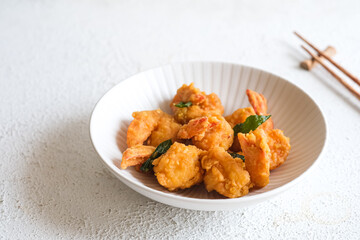 fried shrimp with salted egg
