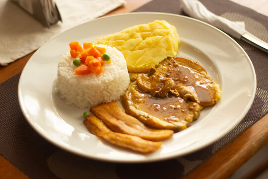 Comida peruana de un restaurante