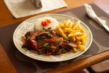 Comida peruana de un restaurante