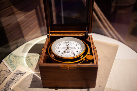 29.11.2022, Moscow. An old marine chronometer in a wooden box, in the Moscow Planetarium.