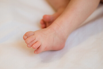 feet in bed