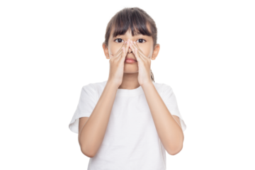 Young Asian girl has a stuffy nose, runny nose.