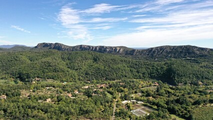 Fototapeta na wymiar survol des Cévennes dans le sud de la France (Anduze, Occitanie) 