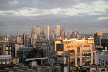 Obraz premium sunset over the city