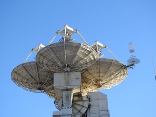 radio telescope on the top of a ship