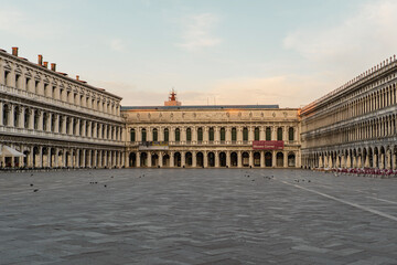 Obraz premium Venice palace without people 