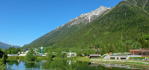 Fototapeta na wymiar Chamonix am Mont Blanc in Frankreich 