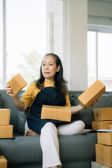 adult woman, check business growth report, order management in online stores, shopping on the internet, Selling online shipping boxes, e-commerce.