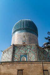 Fototapeta premium Dome of Gur Emir Mausoleum in Samarkand, Uzbekistan - tomb of Amir Timur Tamerlane. Ancient building exterior