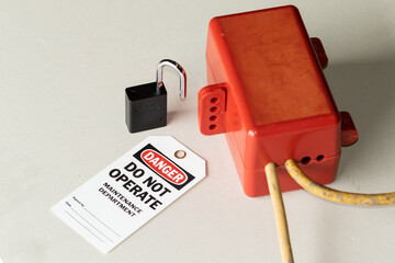 lockout box for electrical cords