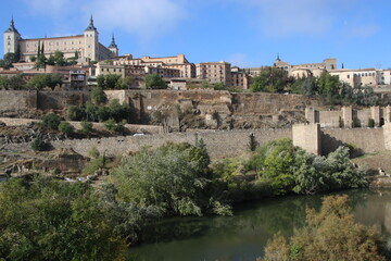Fototapeta na wymiar Toledo España, una ciudad llena de historia