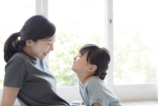 母親と女の子