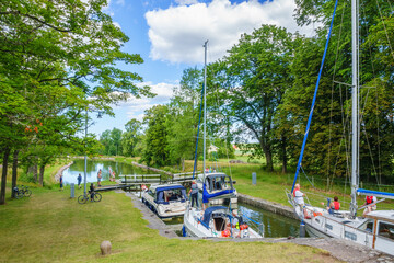 Obraz na płótnie Canvas Lock with boats on gota canal in Sweden
