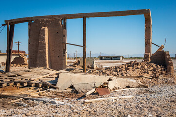 Obraz na płótnie Canvas Abondoned Housing at the Salton Sea