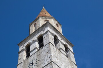 Der Campanile der Basilika von Aquileia