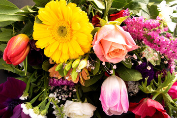 ein bunter blumenstrauss für viele anlässe