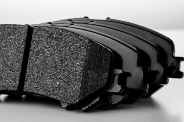 new brake pads for disc brakes close-up © Антон Скрипачев