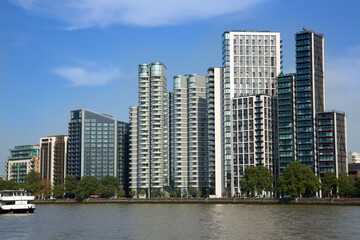 Fototapeta na wymiar Modern buildings in London