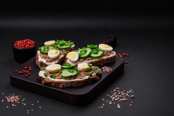 Delicious sandwiches consisting of grilled toast, canned tuna, cream cheese